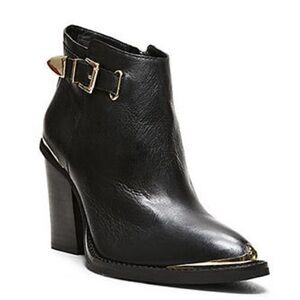 Yellow Box Christy Black Moto Leather Boots Metal Trim Buckle Heel Size 6.5